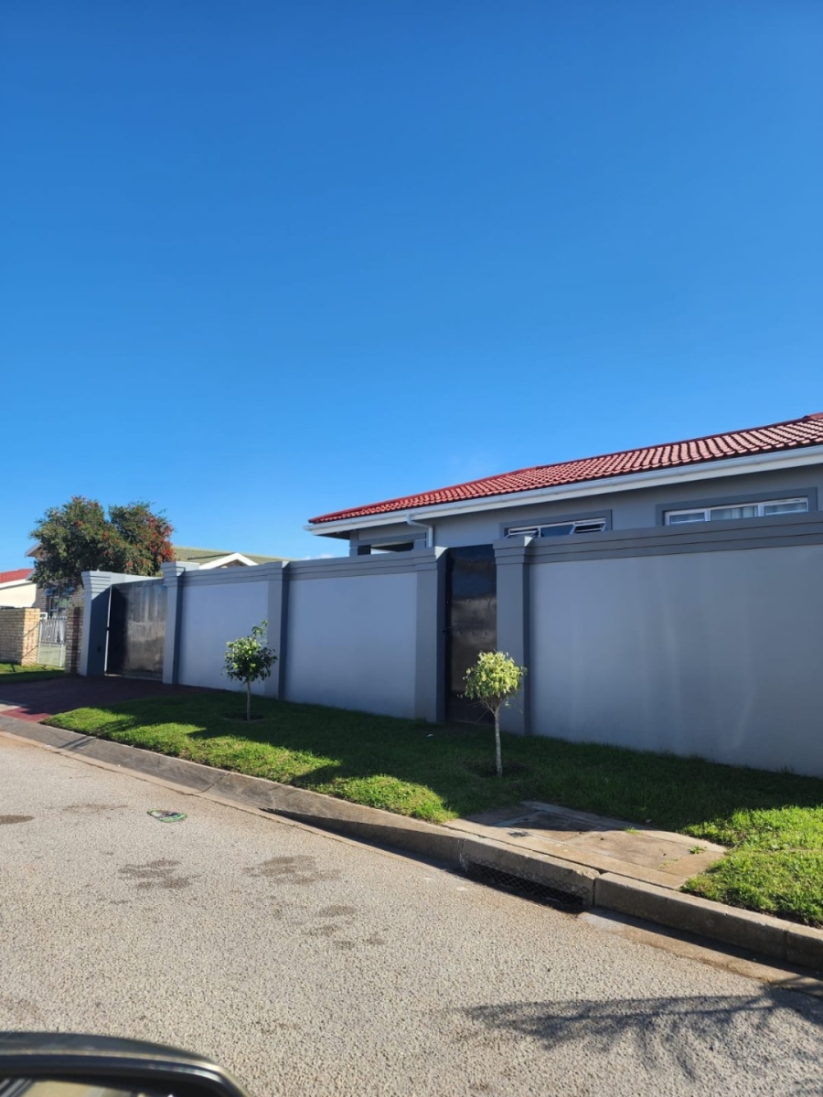 5 Bedroom Property for Sale in Malabar Eastern Cape